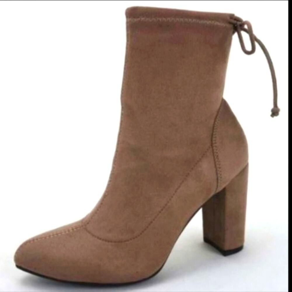 Bamboo Ankle Taupe Booties Sz 8 ☆